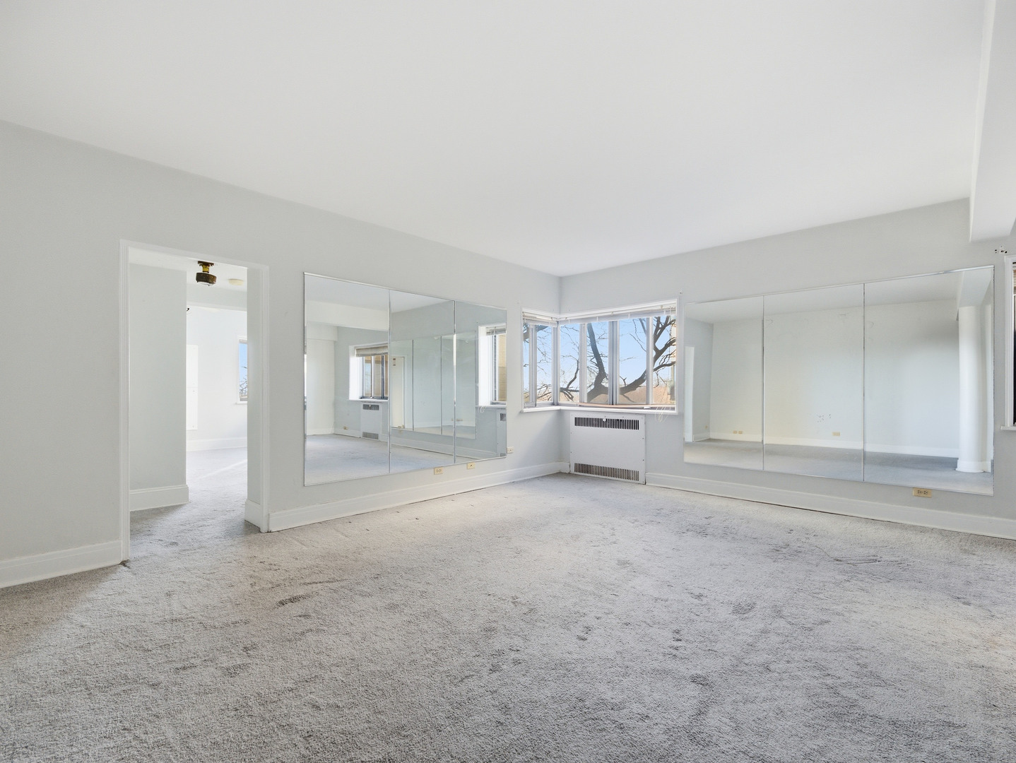 5056 N Marine Drive Unit: A6