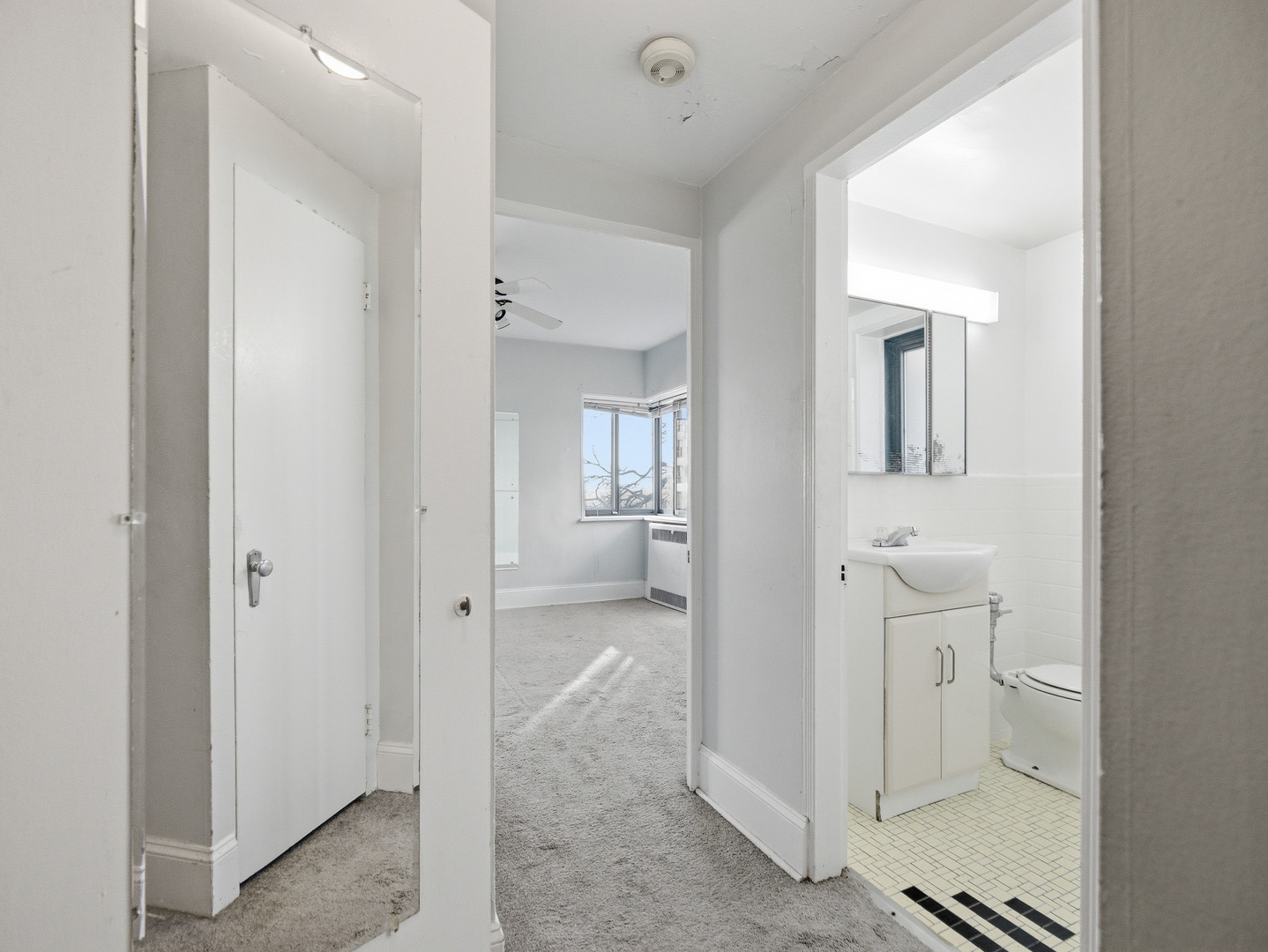 5056 N Marine Drive Unit: A6