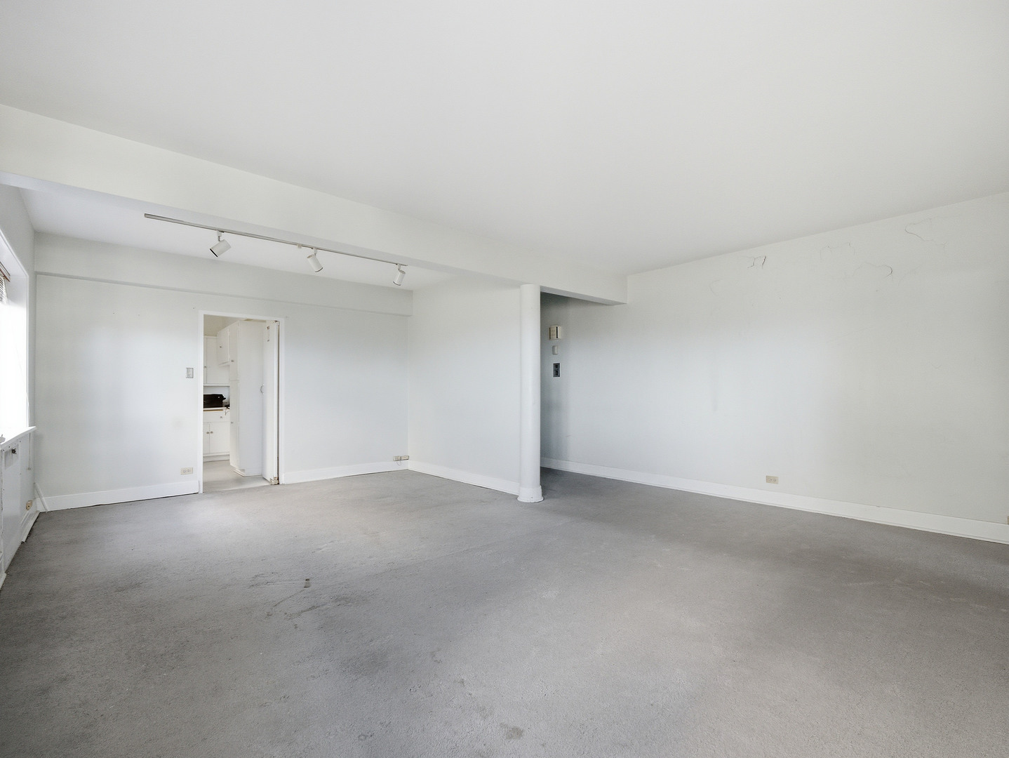 5056 N Marine Drive Unit: A6