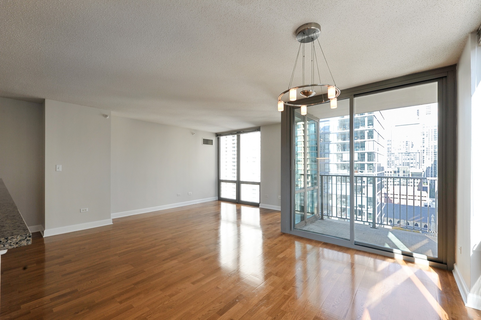2 E Erie Street Unit: 1611
