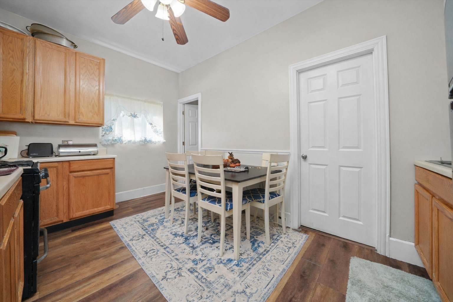 262 Bartlett Place
