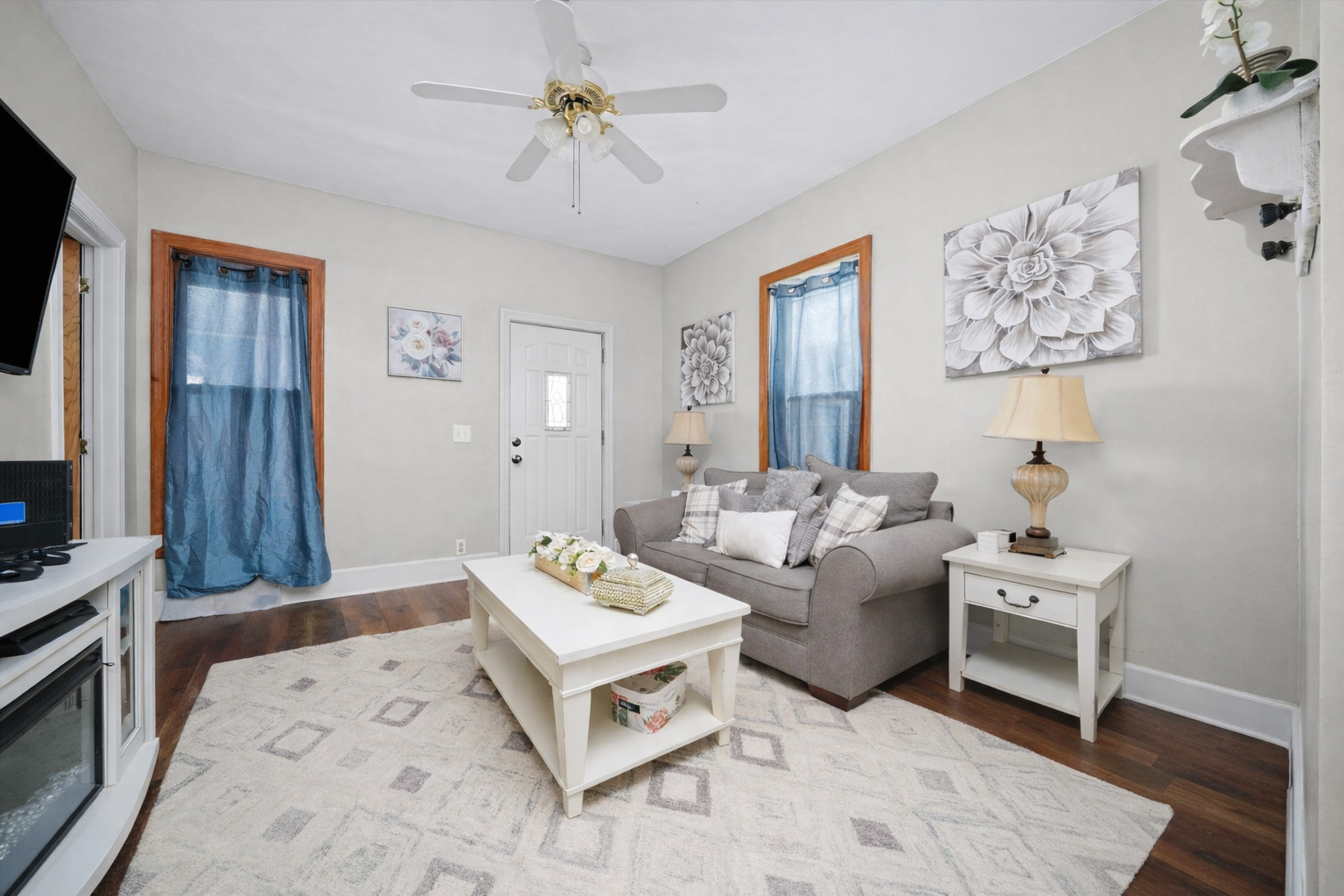 262 Bartlett Place