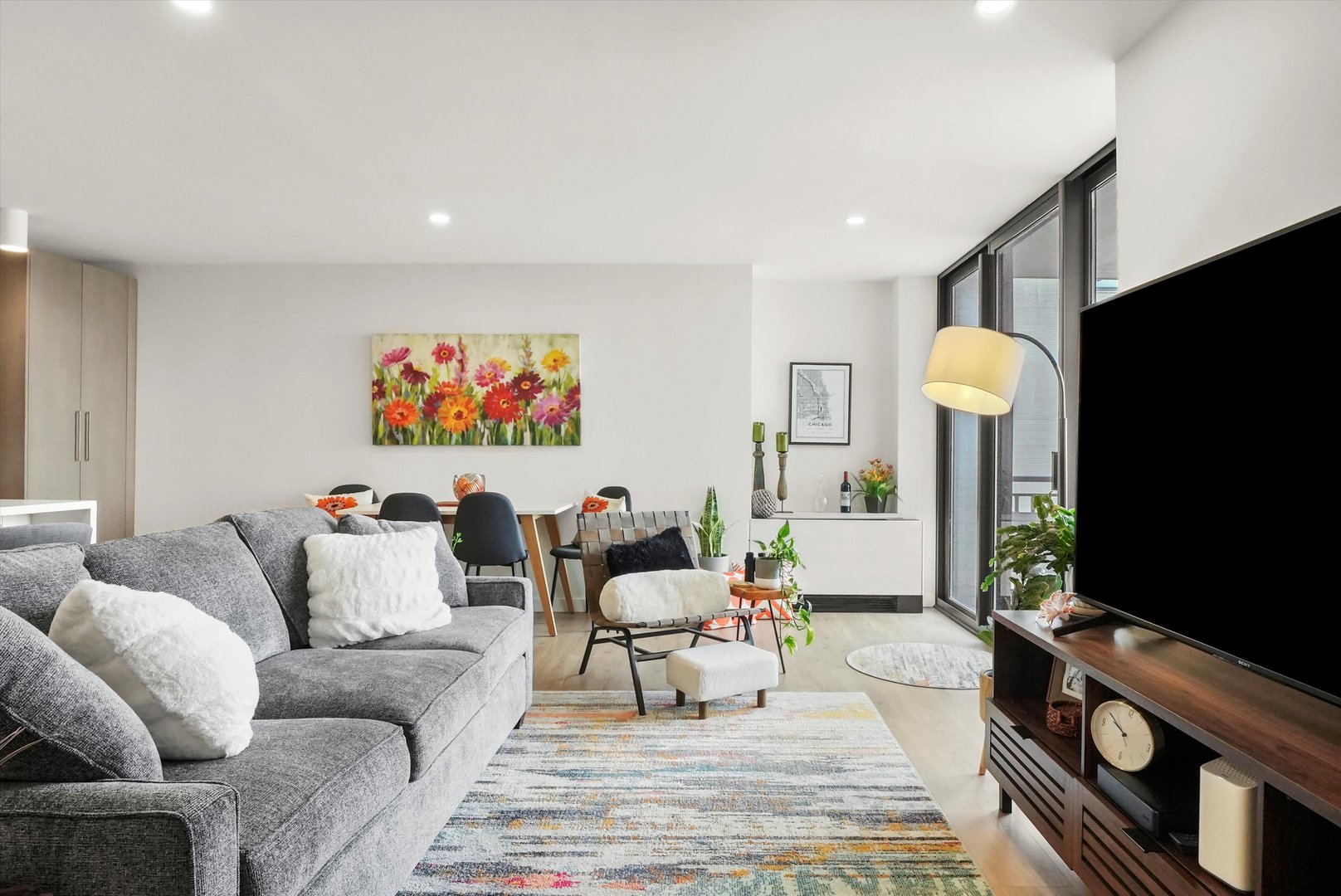 3430 N Lake Shore Drive Unit: 12J
