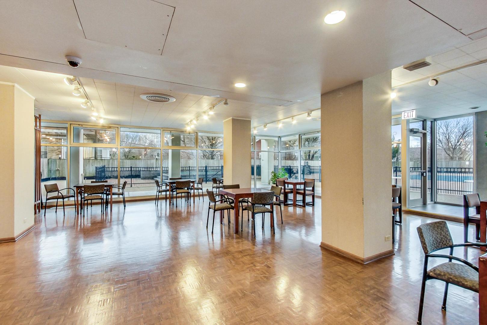 4250 N Marine Drive Unit: 2324