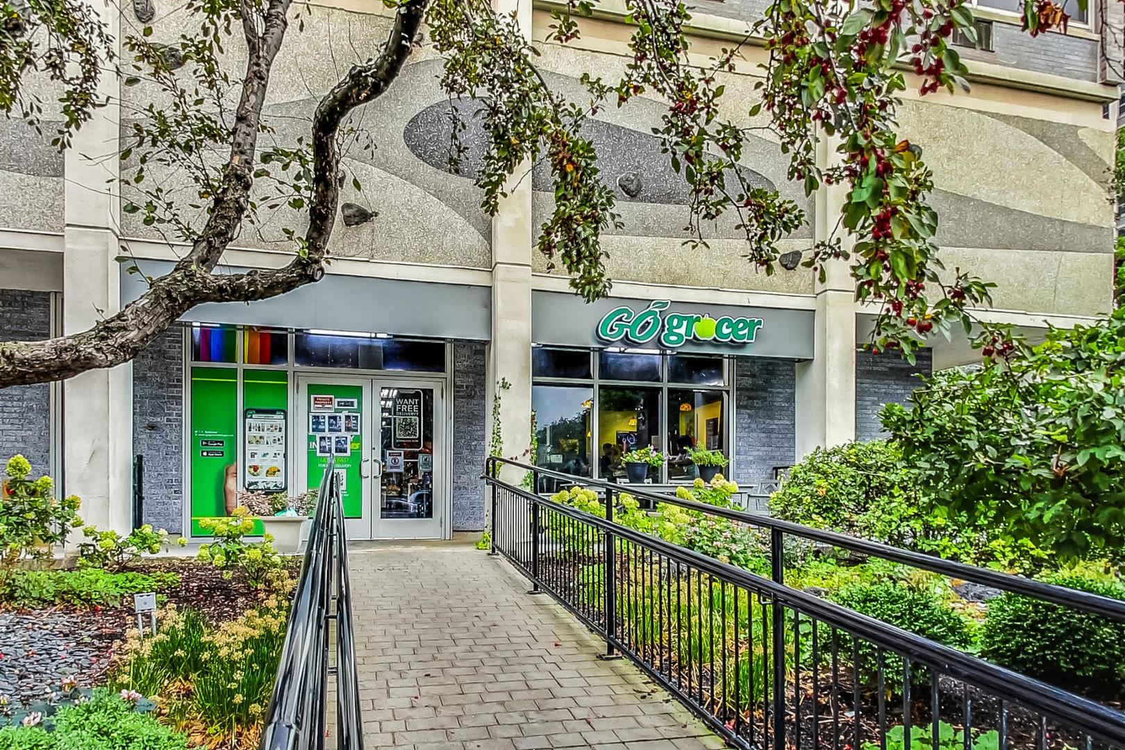 4250 N Marine Drive Unit: 2324