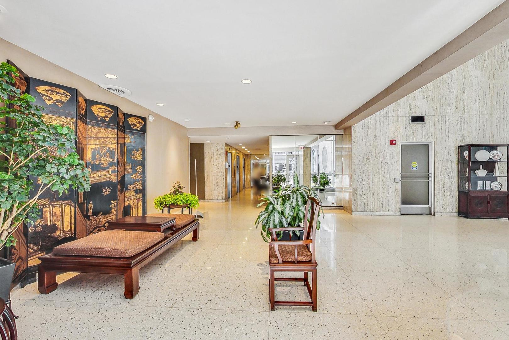 4250 N Marine Drive Unit: 2324