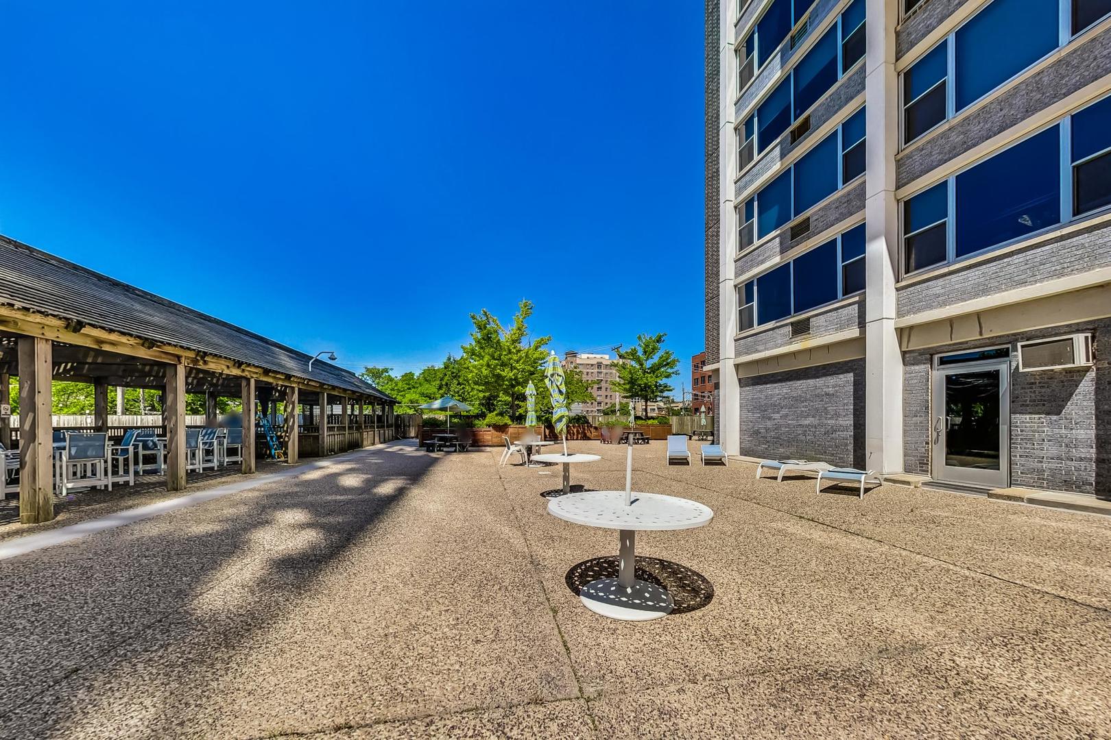 4250 N Marine Drive Unit: 2324