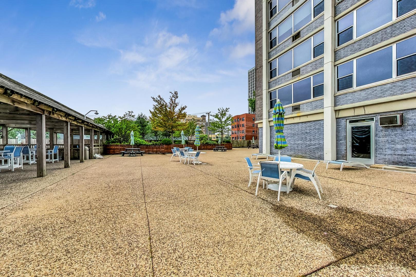 4250 N Marine Drive Unit: 2324