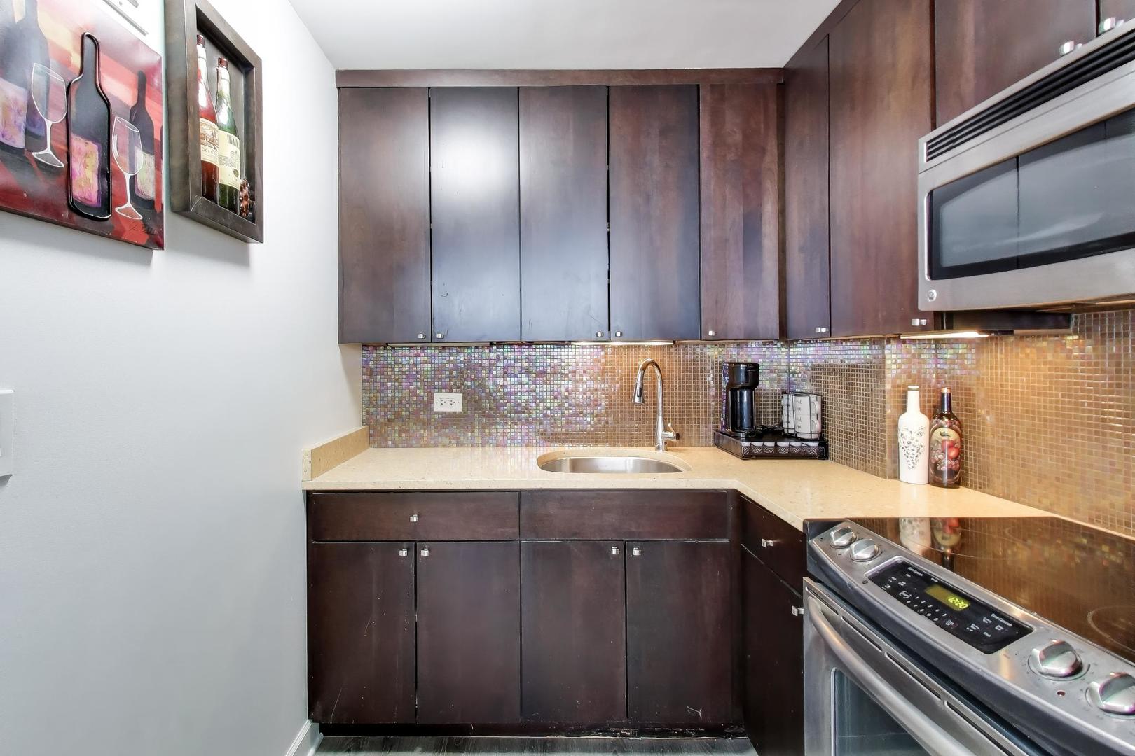 4250 N Marine Drive Unit: 2324