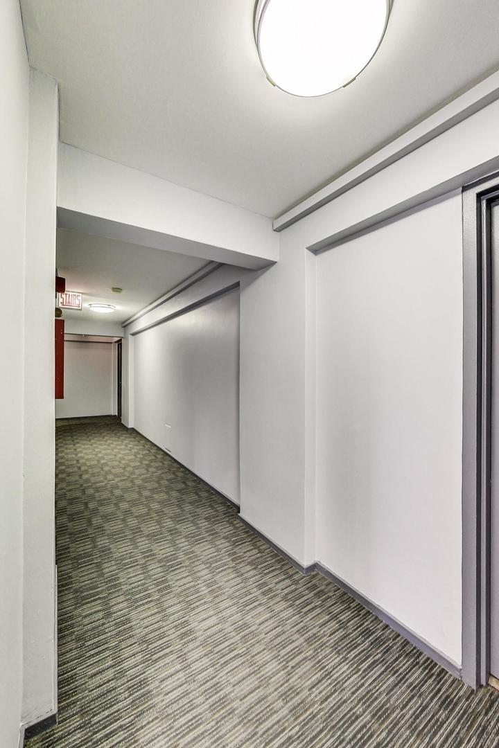 708 W Bittersweet Place Unit: 512