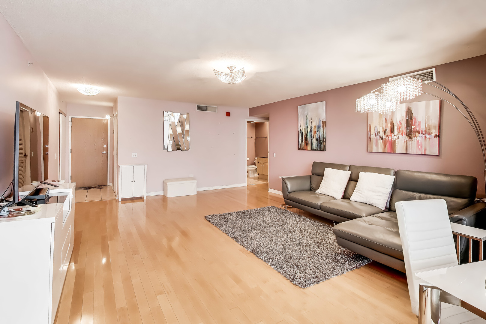 1580 SHERMAN Avenue Unit: 706