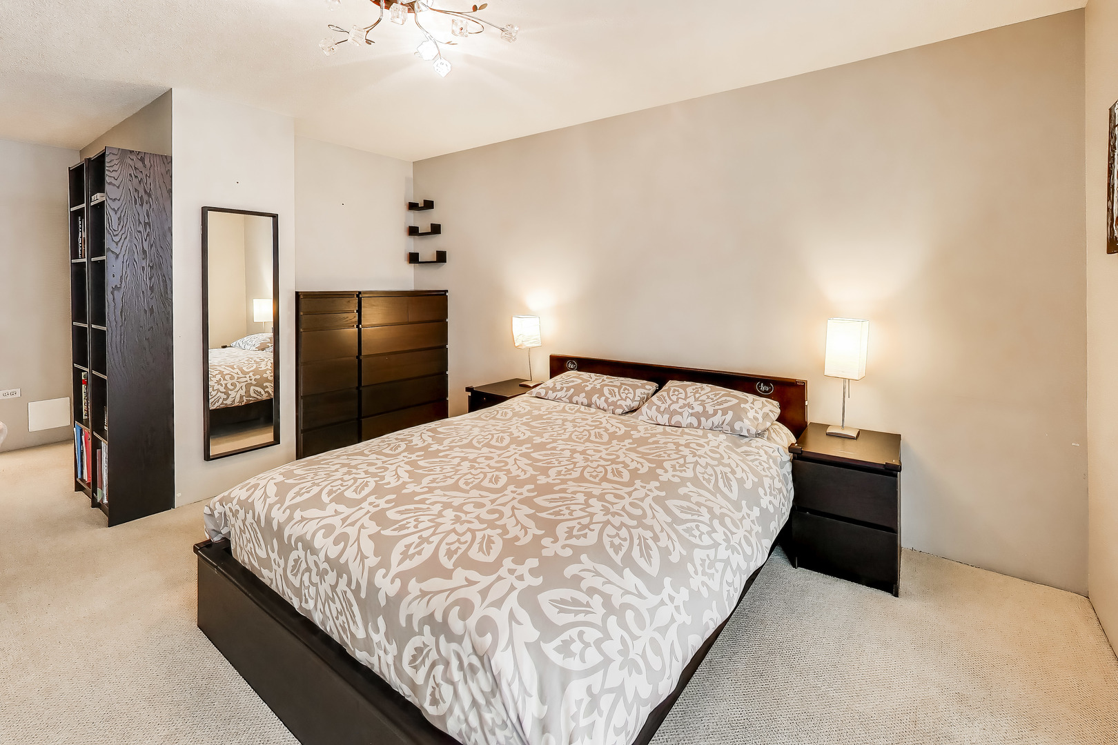 1580 SHERMAN Avenue Unit: 706