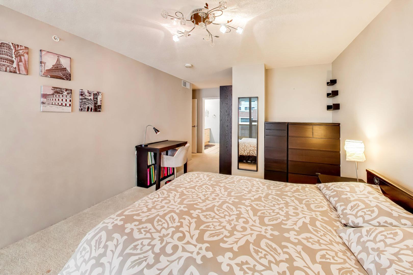 1580 SHERMAN Avenue Unit: 706