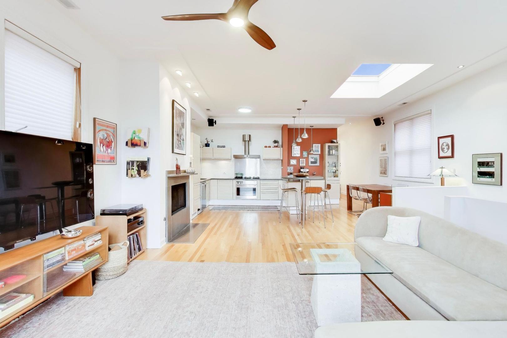 1548 N Hoyne Avenue Unit: 3
