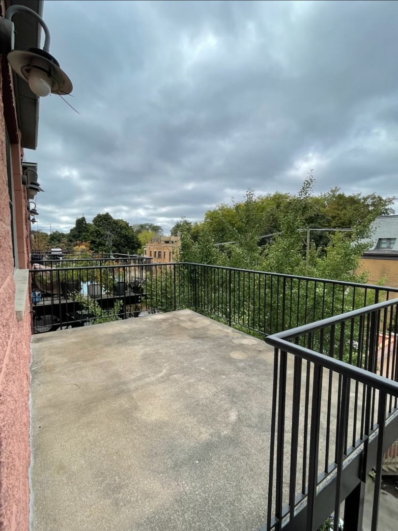 1548 N Hoyne Avenue Unit: 3