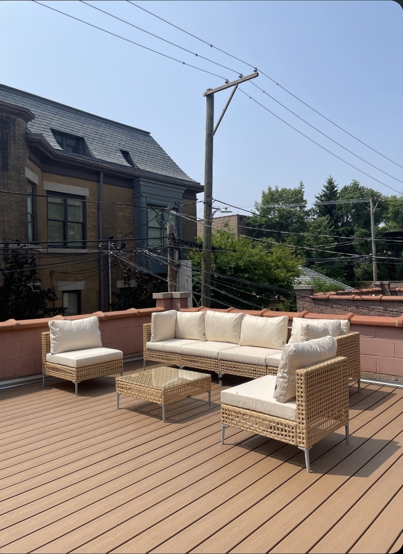 1548 N Hoyne Avenue Unit: 3