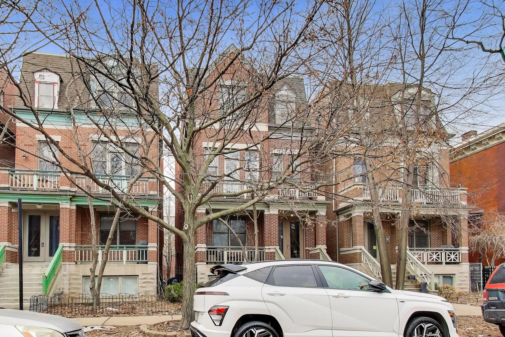 1548 N Hoyne Avenue Unit: 3