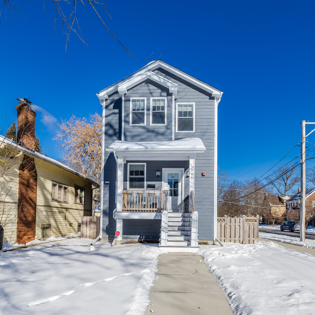 2701 Noyes Street