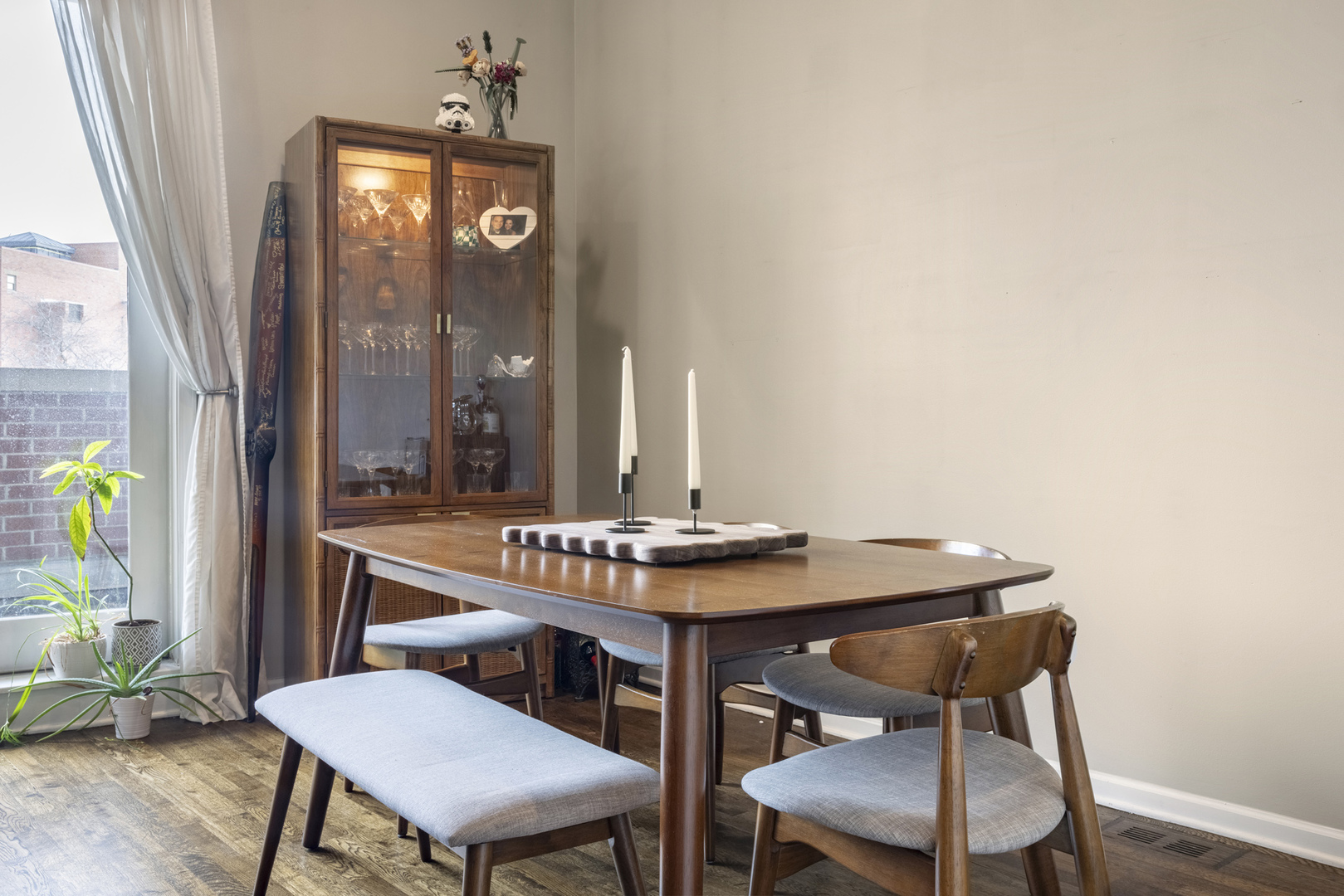 1140 N MILWAUKEE Avenue Unit: 3