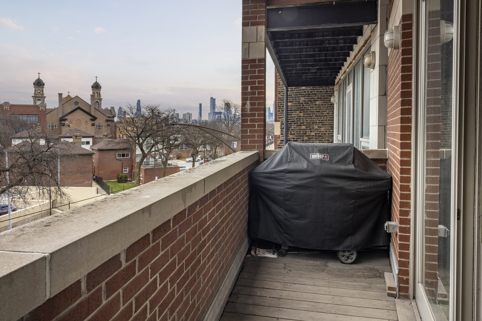 1140 N MILWAUKEE Avenue Unit: 3