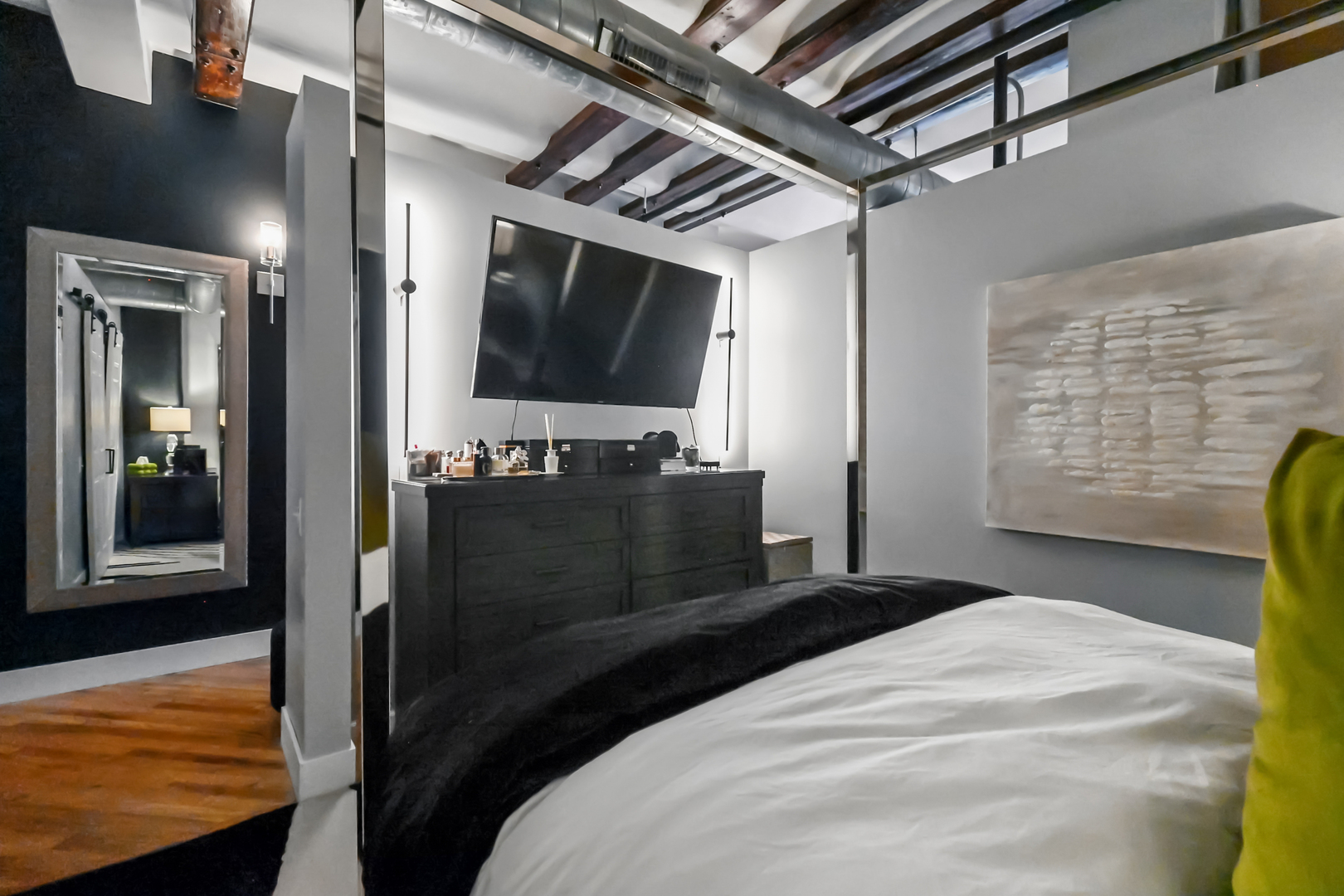 500 S Clinton Street Unit: 641