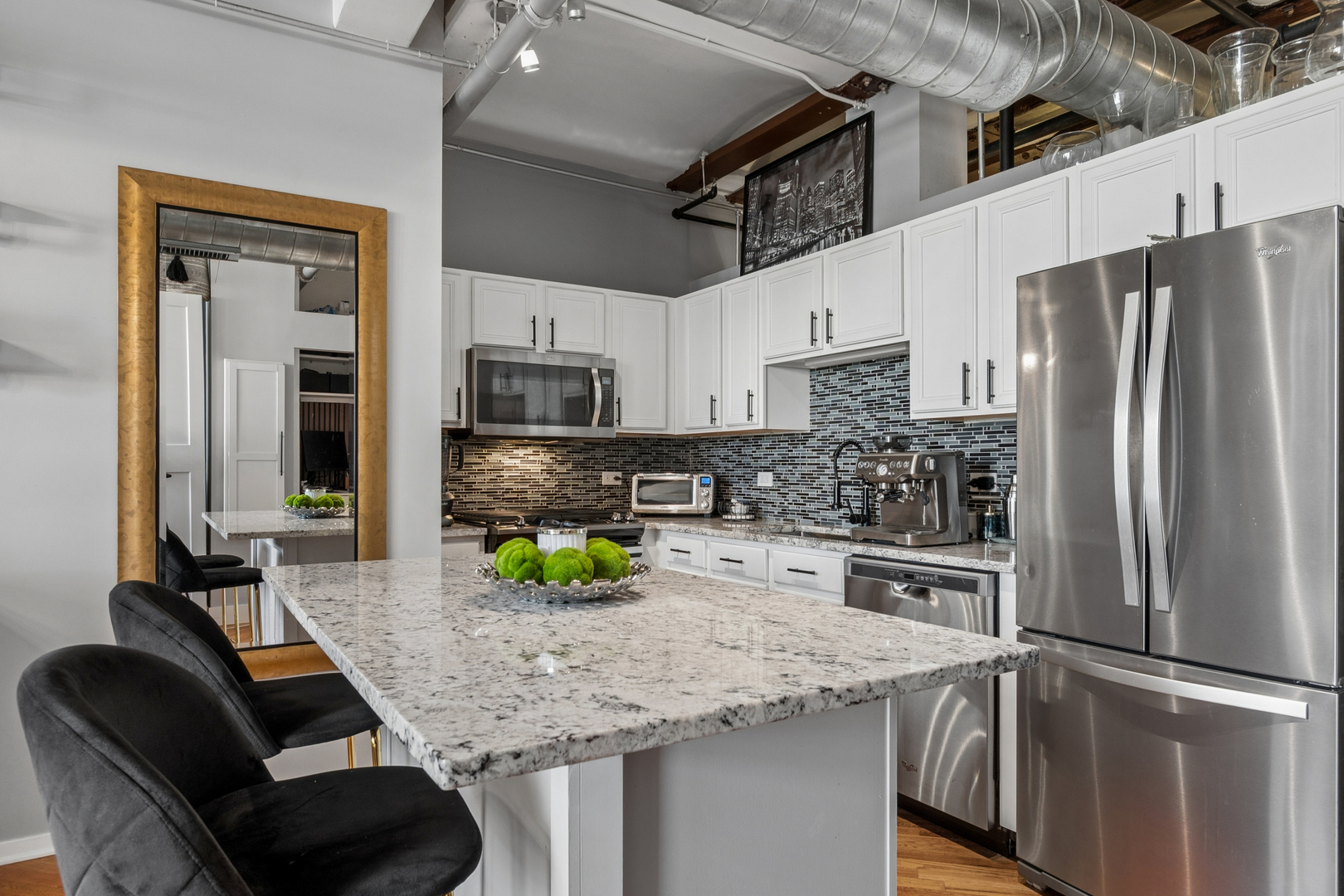 500 S Clinton Street Unit: 641