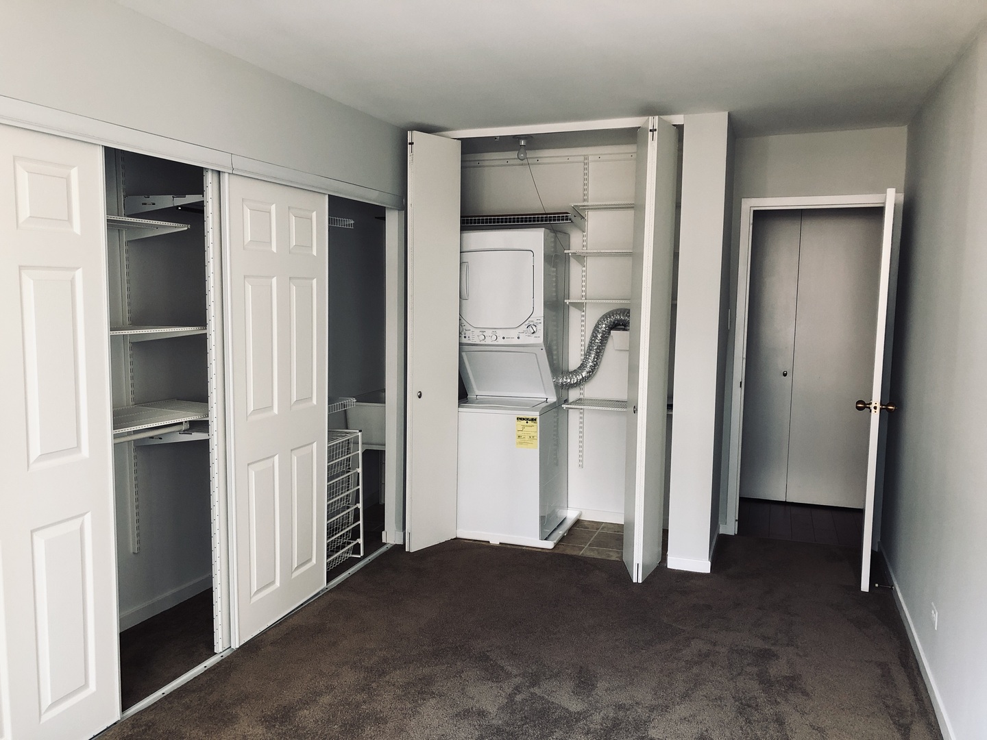 211 E Ohio Street Unit: 1102