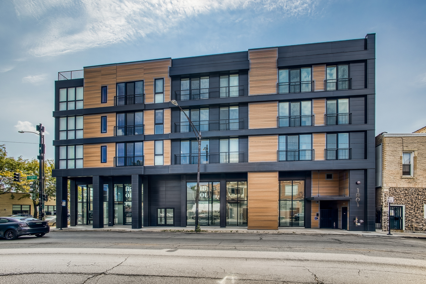 1801 W Grand Avenue Unit: 402