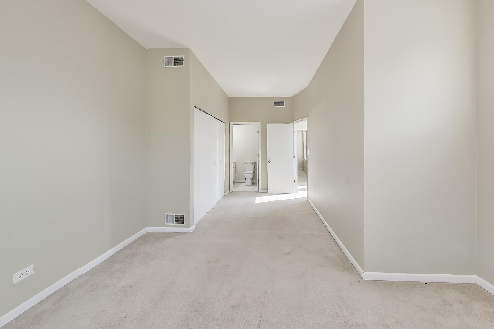 1481 W Irving Park Road Unit: 2B