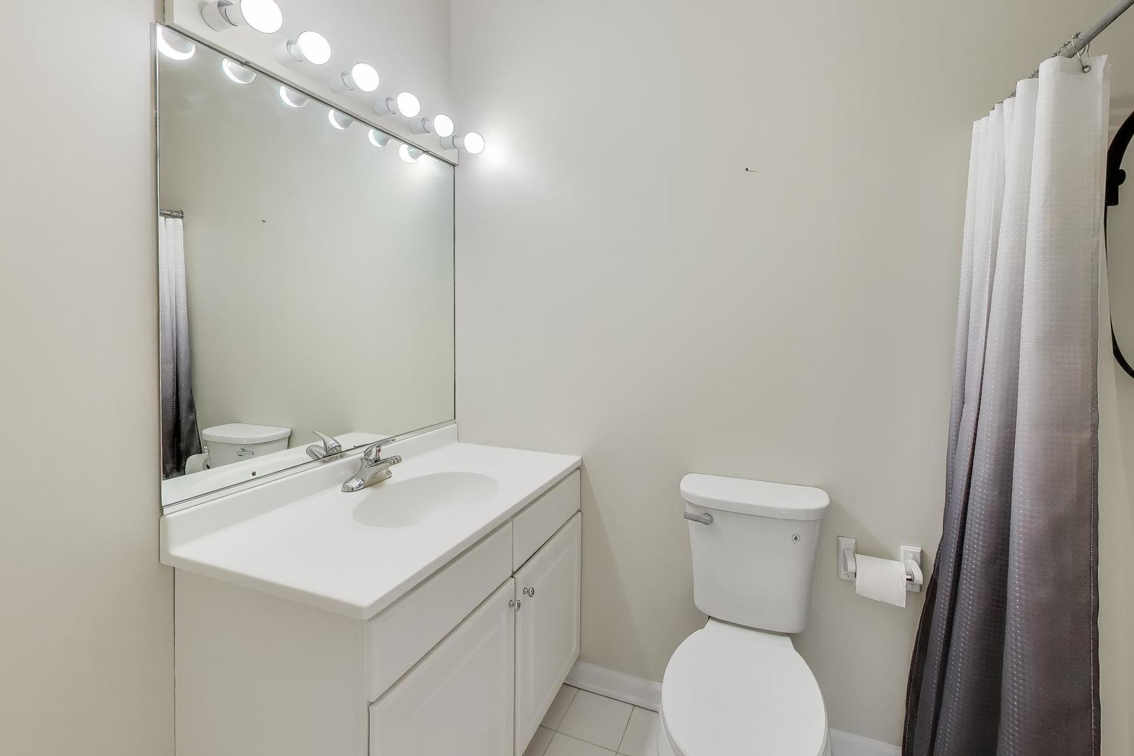 1481 W Irving Park Road Unit: 2B