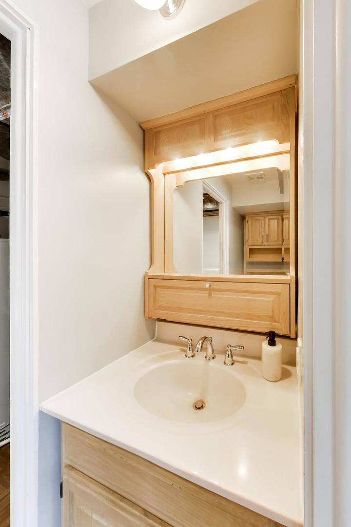 320 Linden Avenue Unit: 0