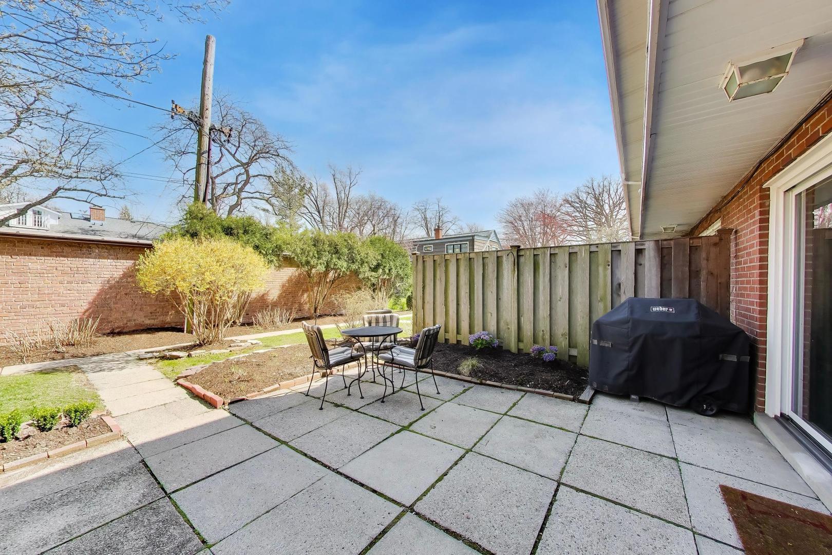 320 Linden Avenue Unit: 0