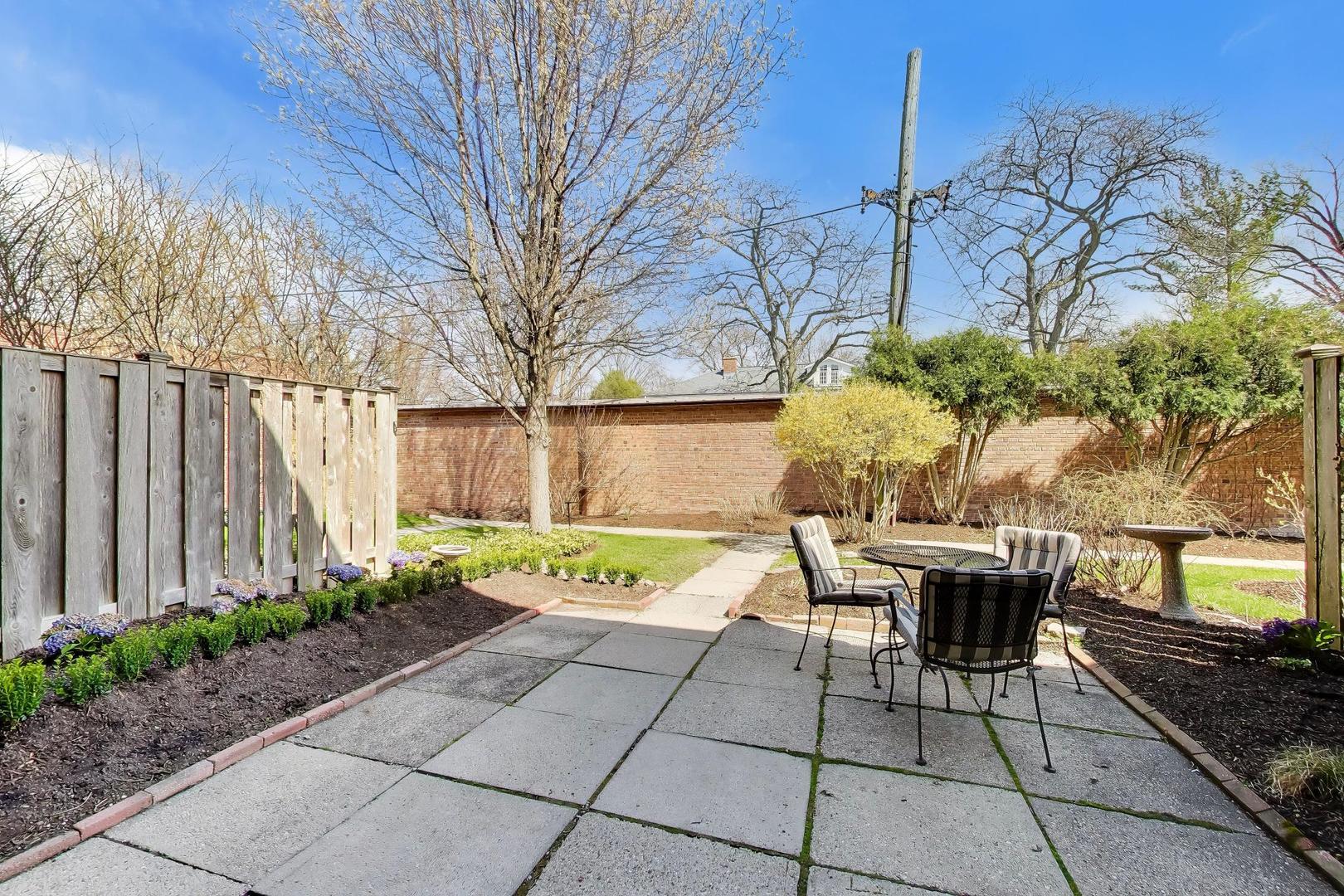 320 Linden Avenue Unit: 0