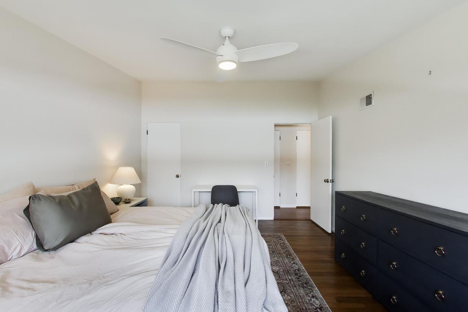 320 Linden Avenue Unit: 0