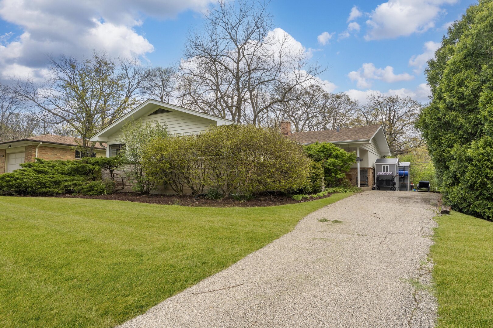 3175 University Avenue