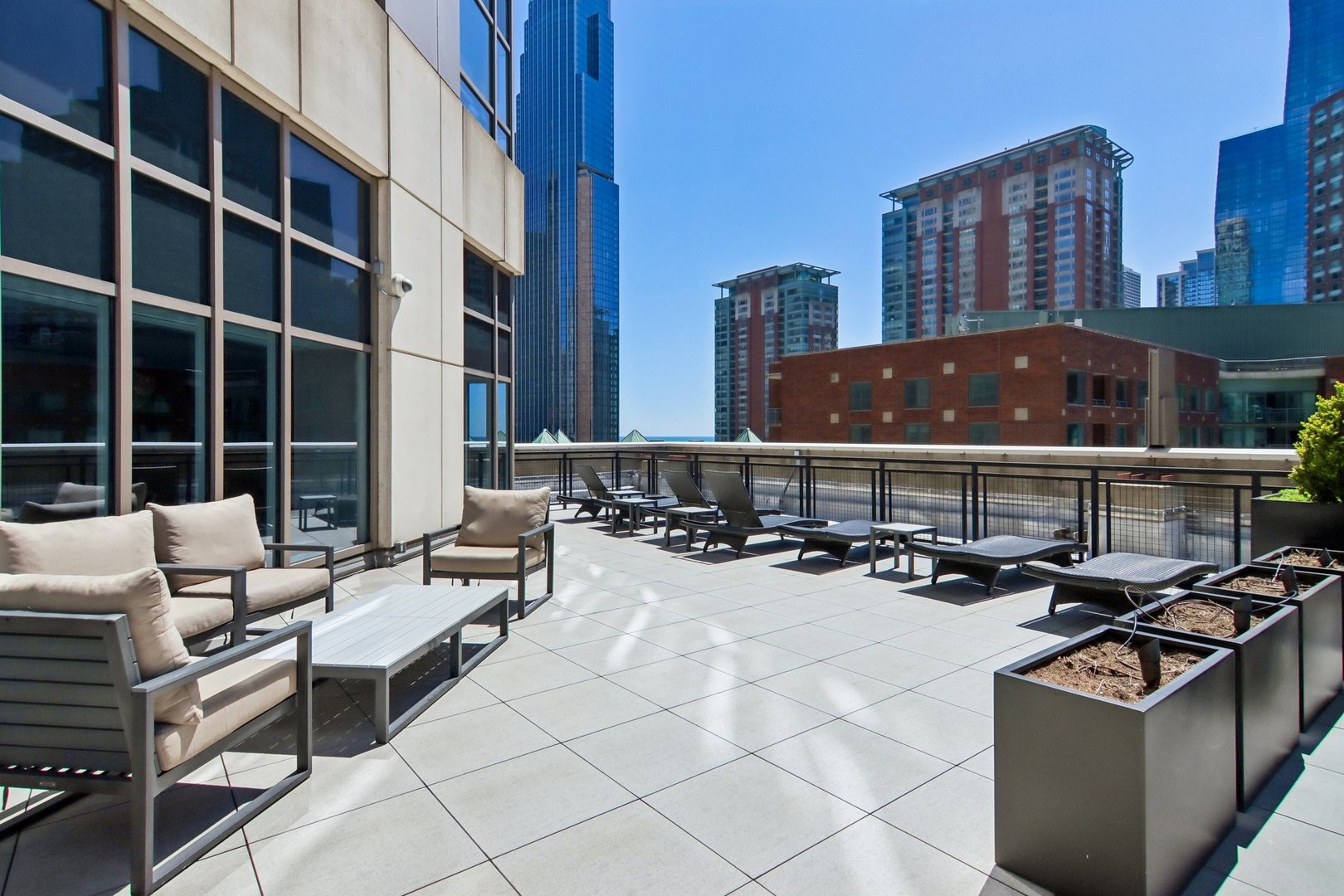 512 N Mcclurg Court Unit: 3809