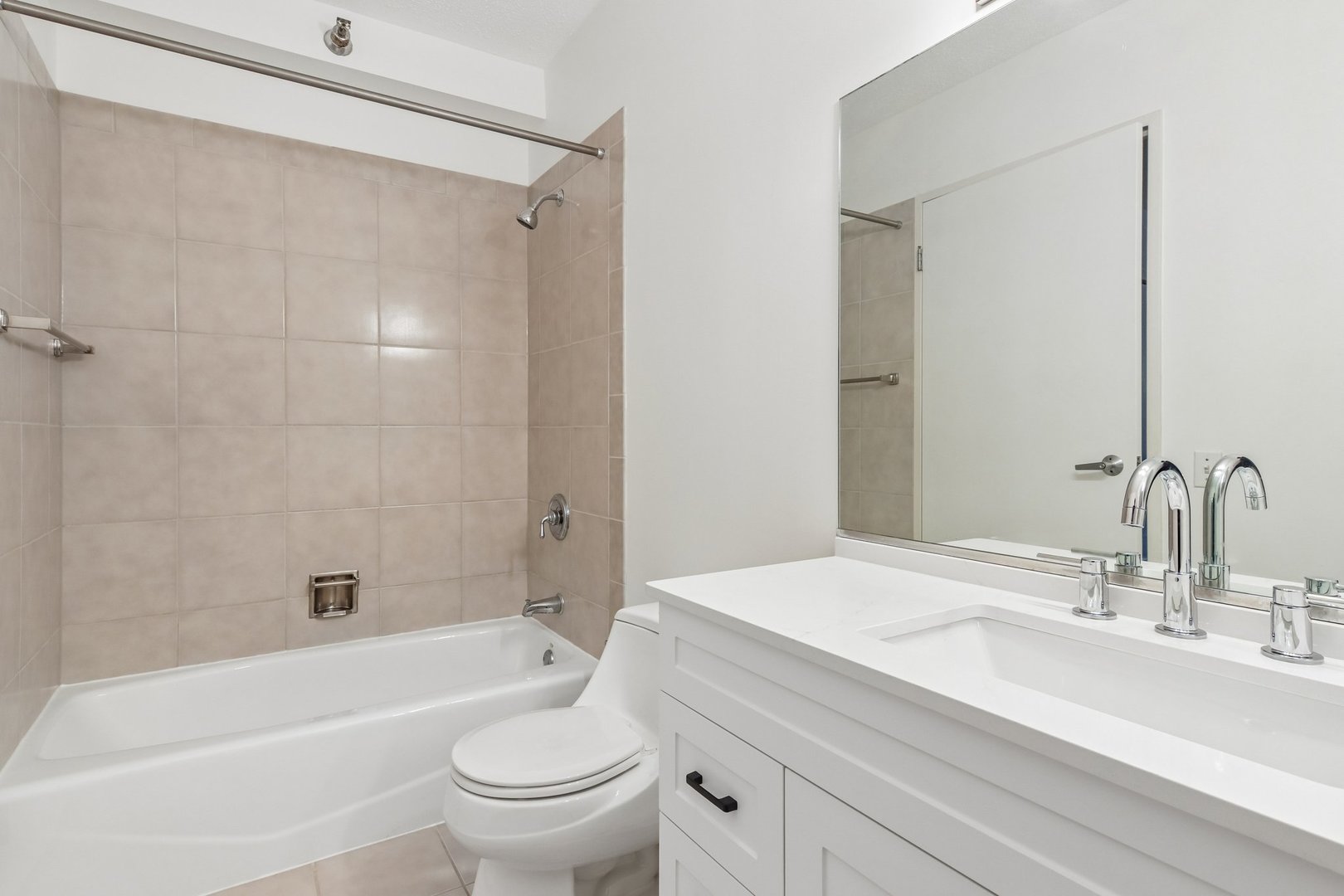 512 N Mcclurg Court Unit: 3809
