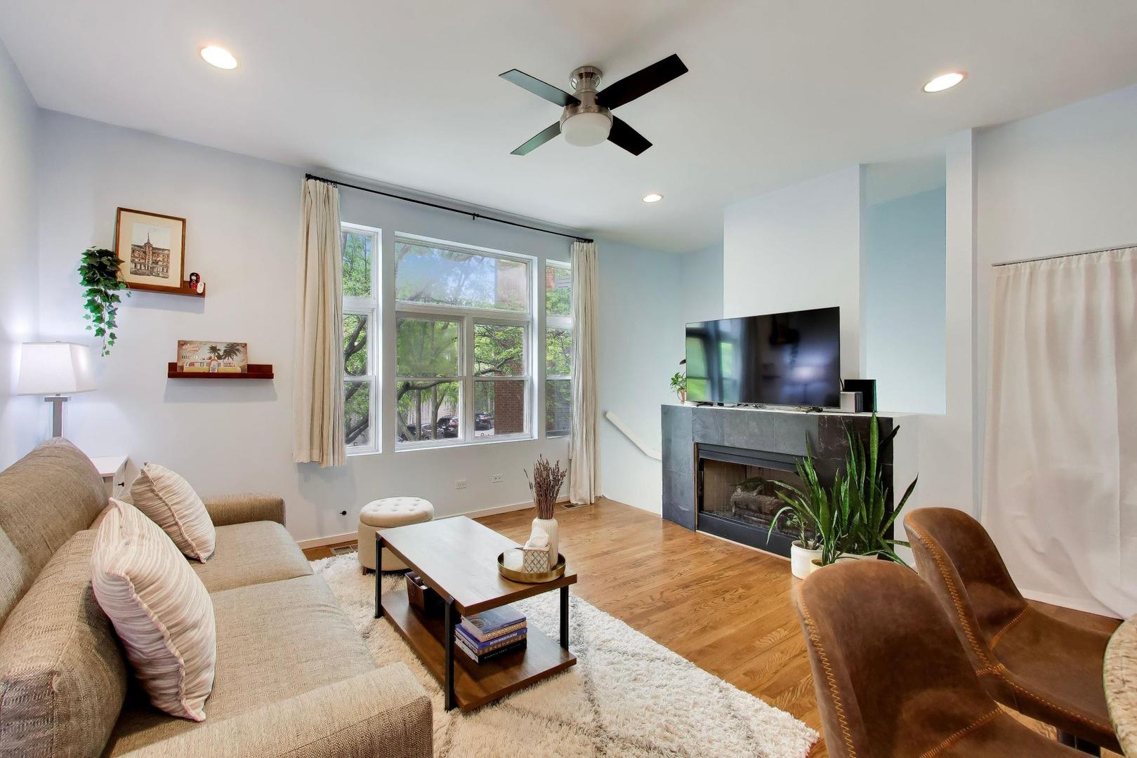 2300 W Bloomingdale Avenue Unit: B
