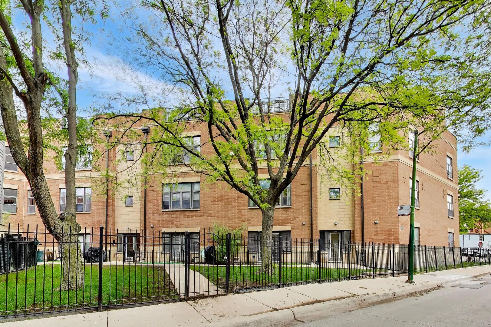 2300 W Bloomingdale Avenue Unit: B
