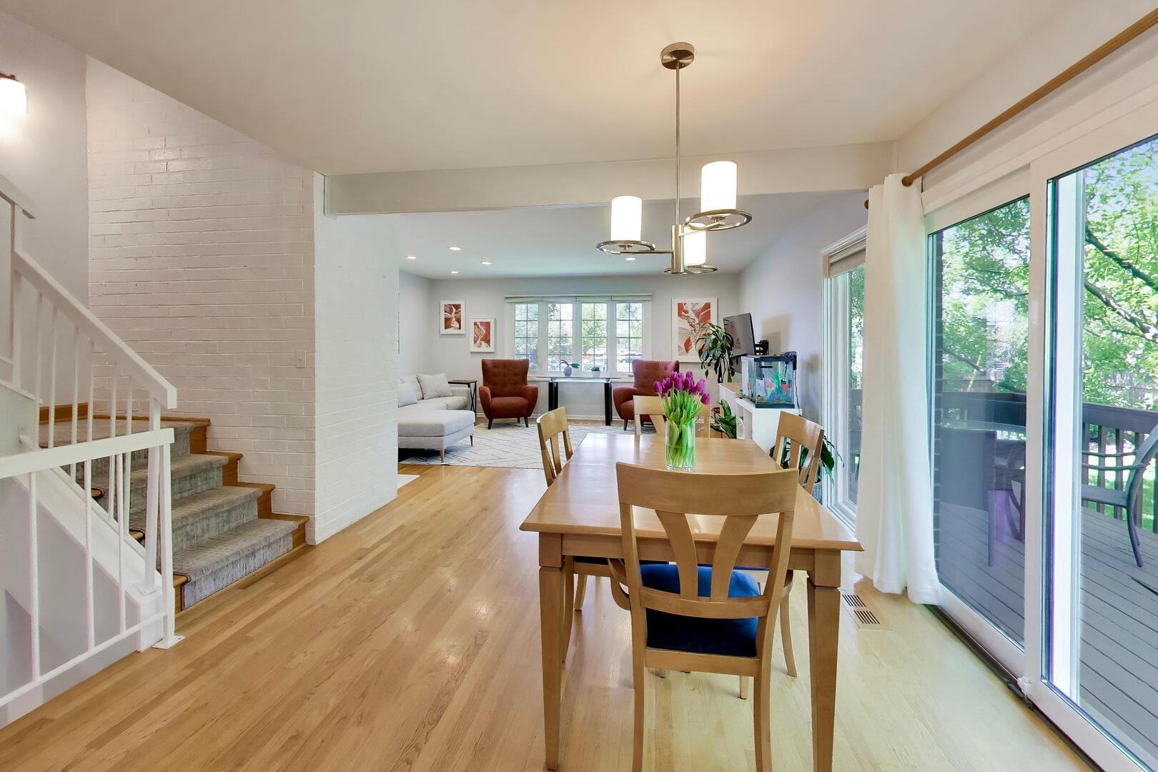 882 Poplar Lane