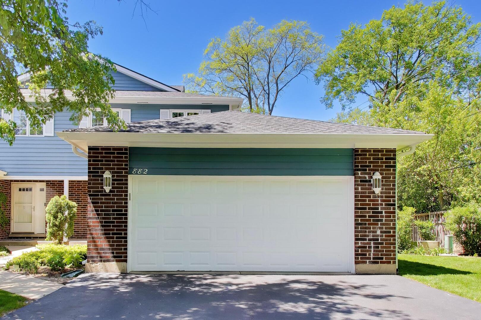 882 Poplar Lane