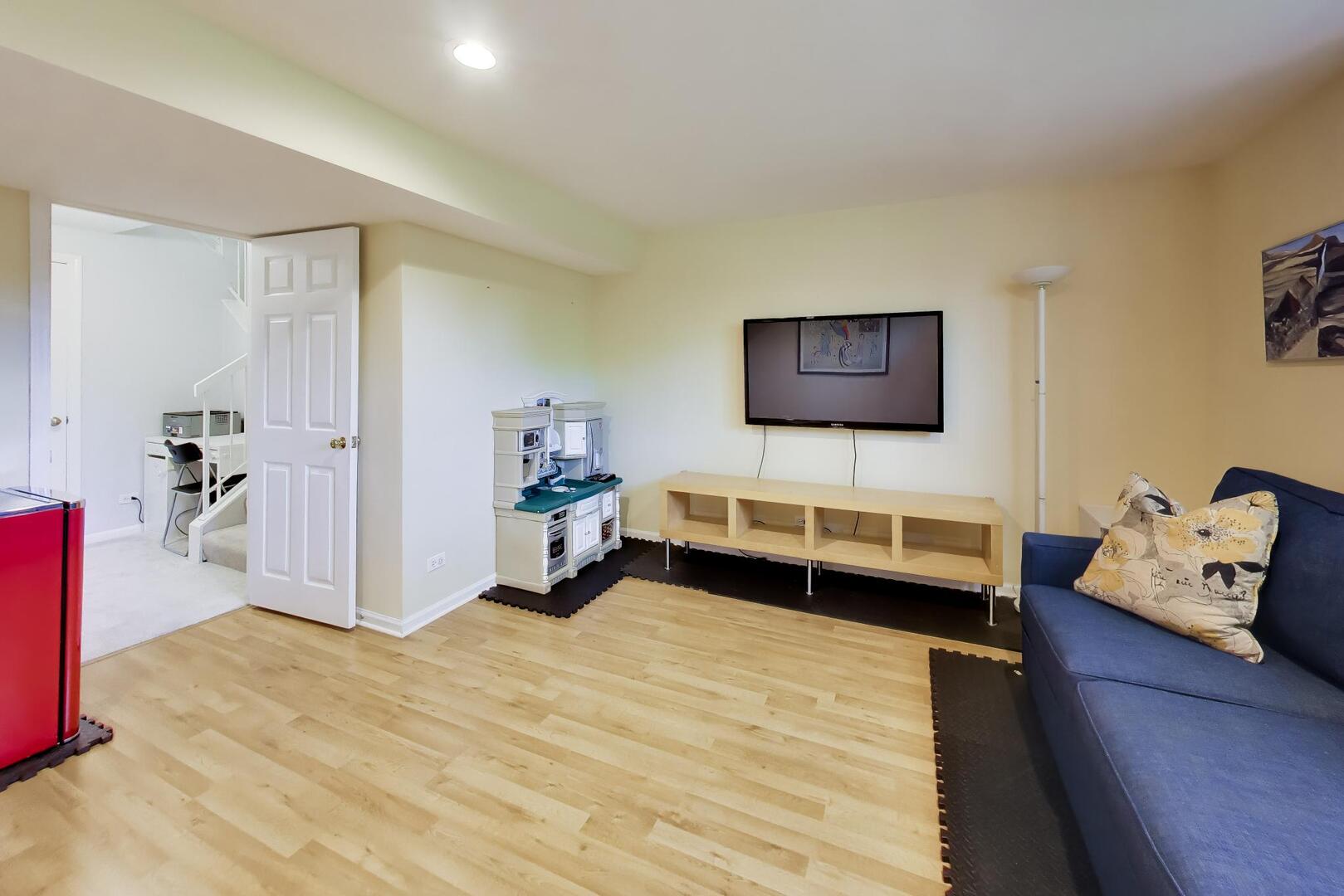 882 Poplar Lane