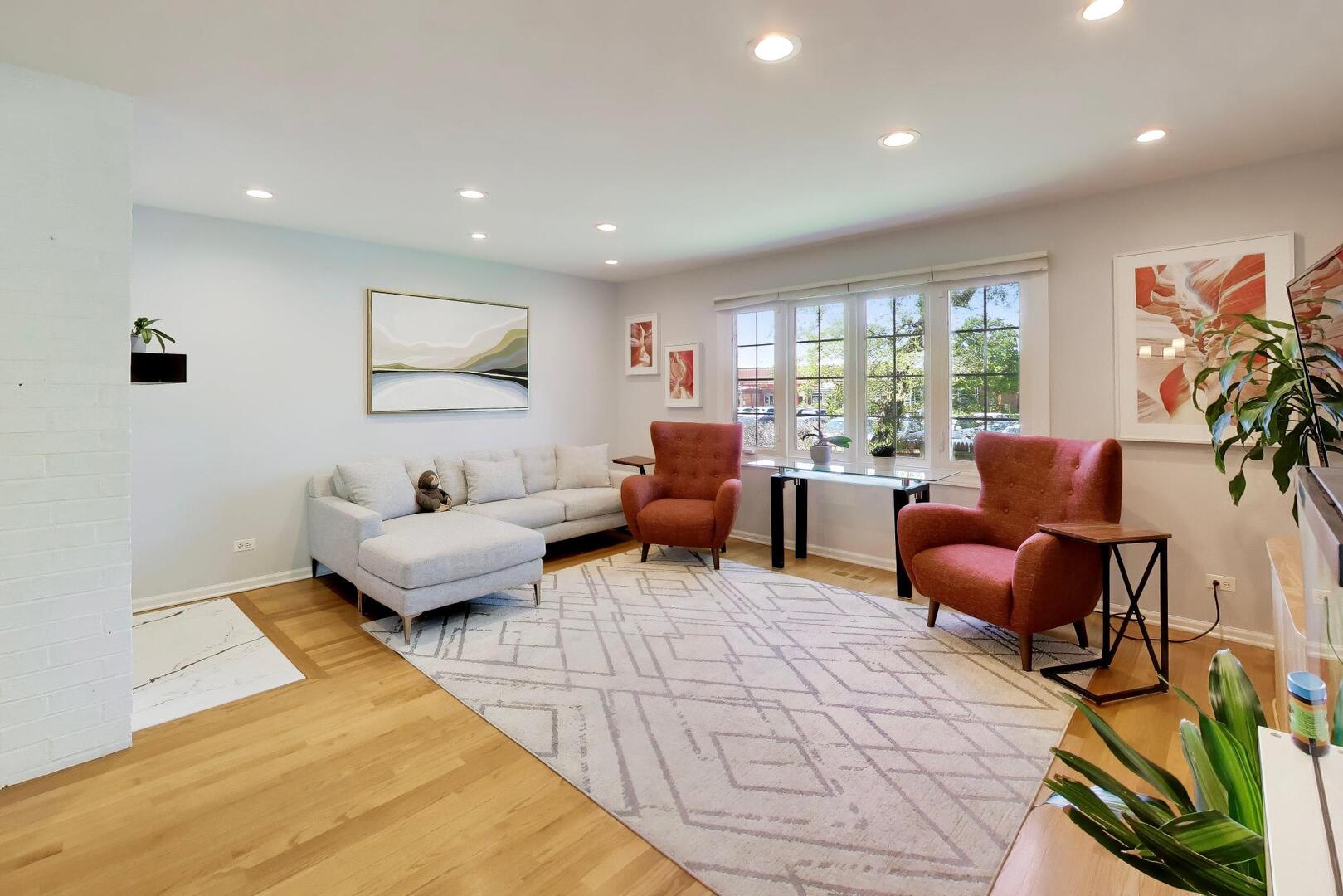 882 Poplar Lane