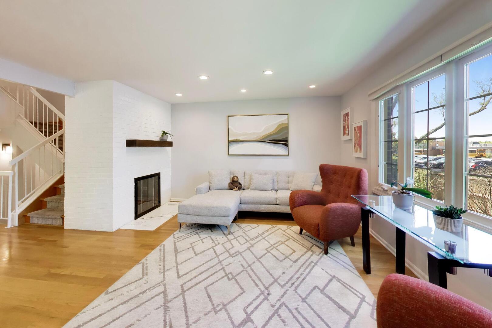 882 Poplar Lane