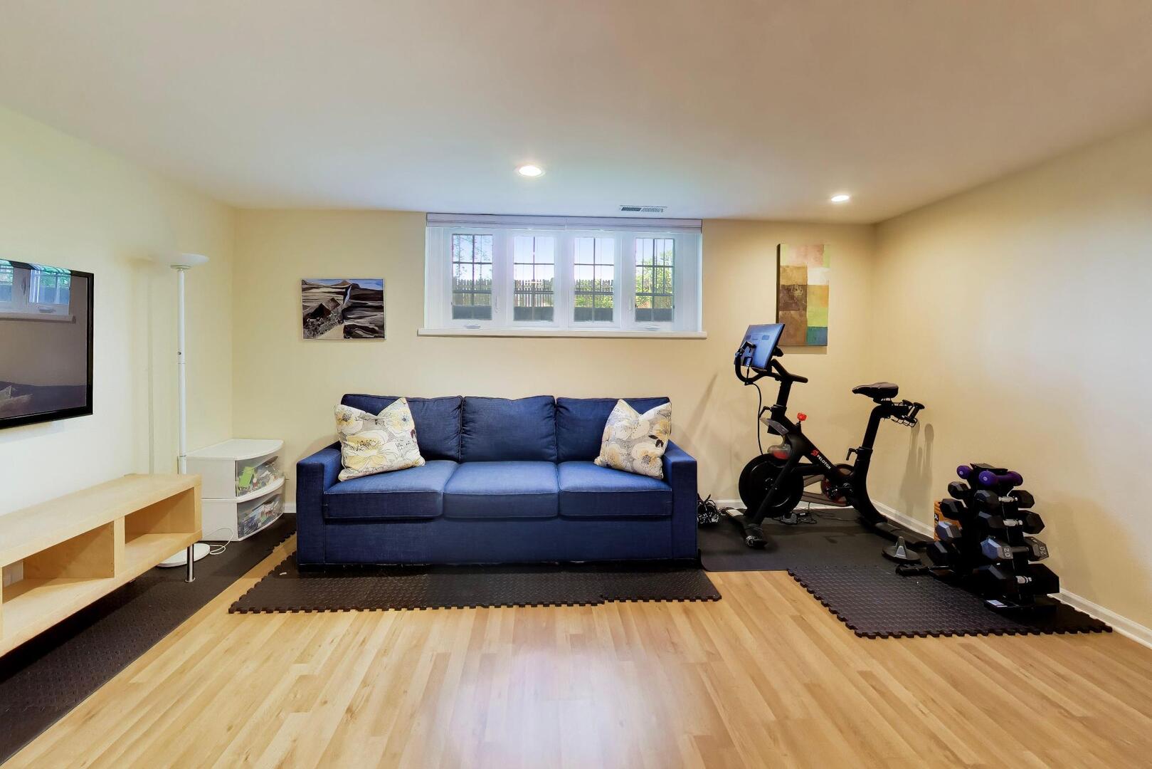 882 Poplar Lane