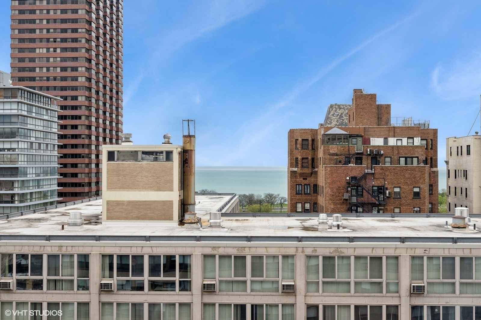2930 N Sheridan Road Unit: 1609
