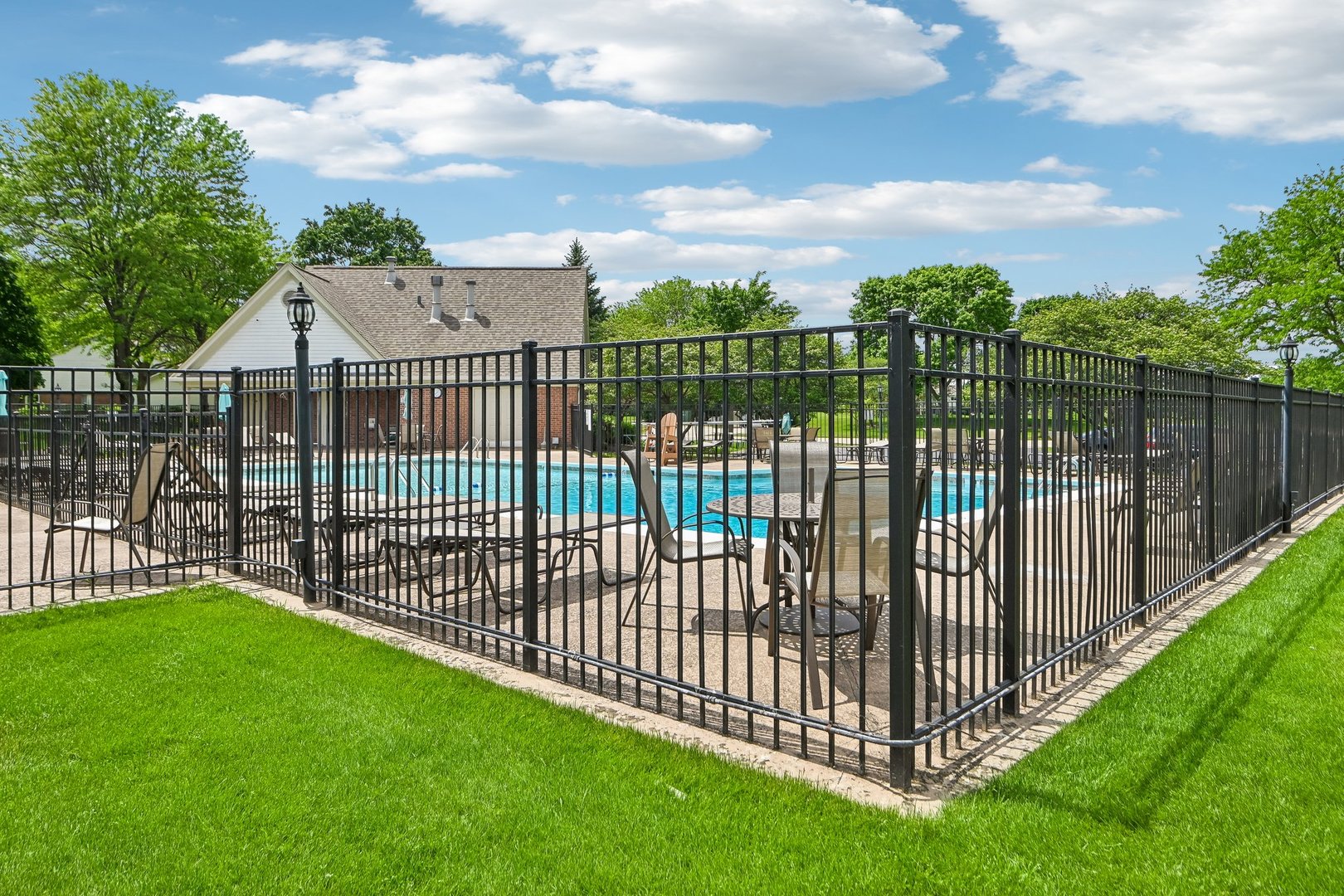 1321 Orrington Court