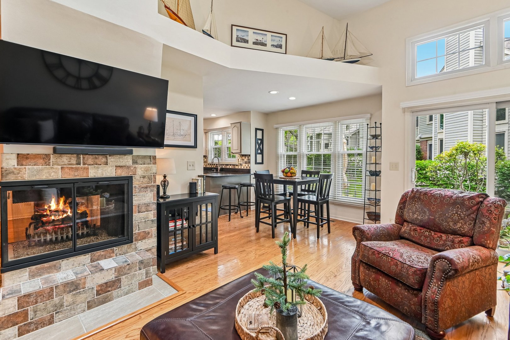 1321 Orrington Court