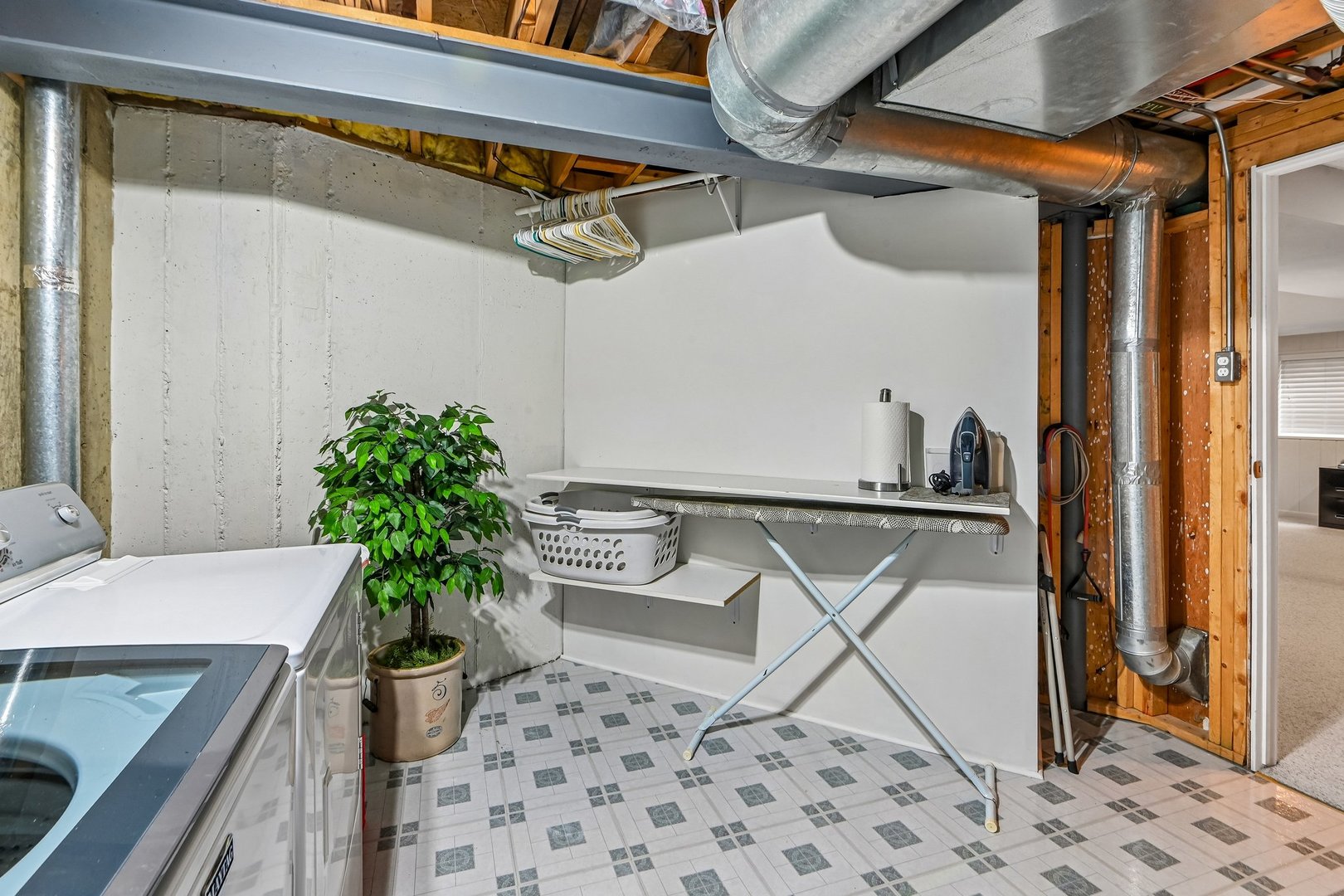 1321 Orrington Court