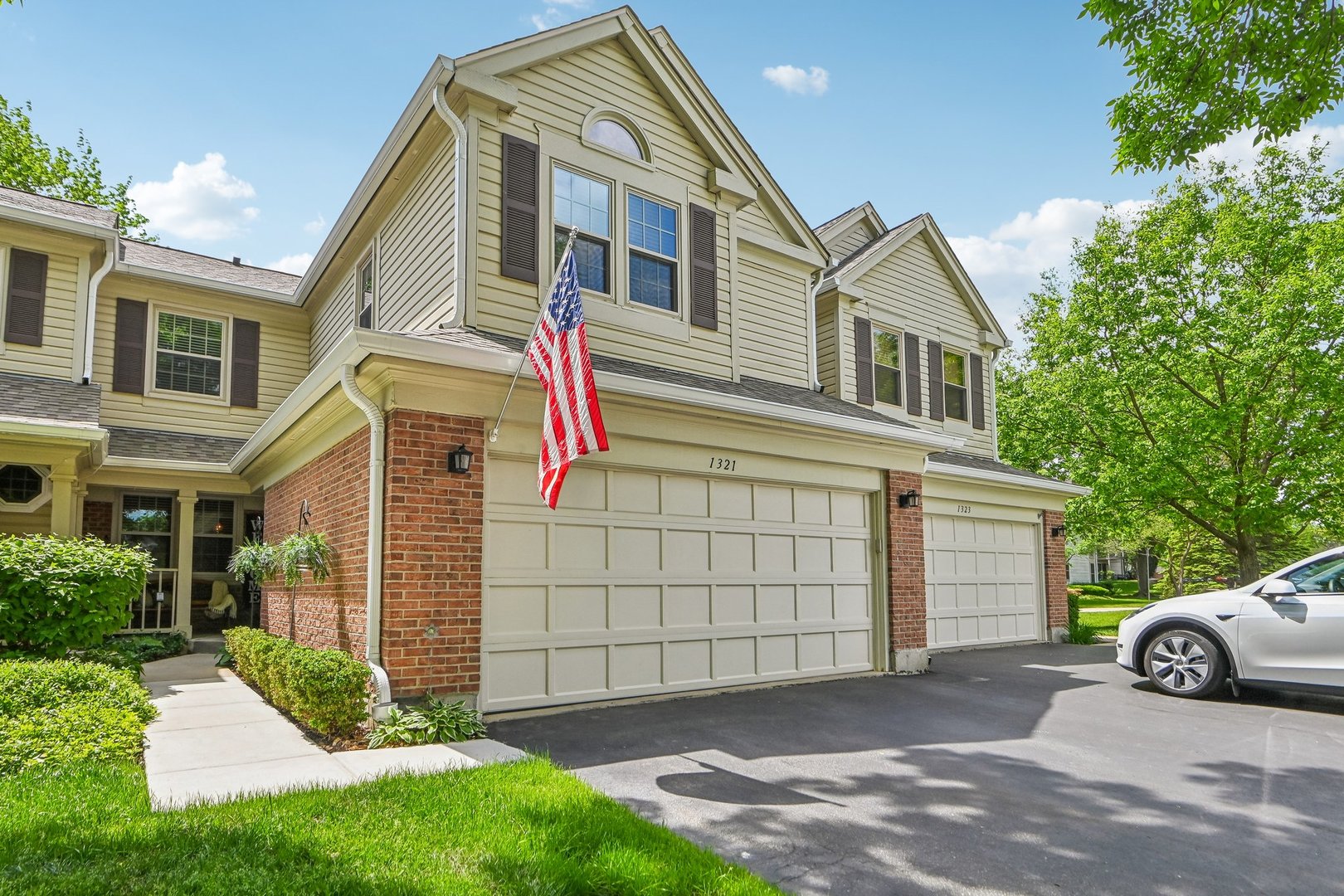 1321 Orrington Court